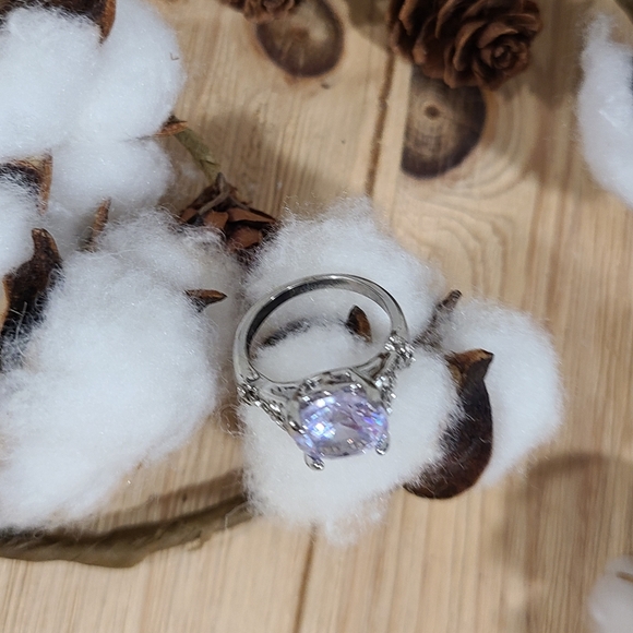 🩶🩶NEW🩶🩶 STUNNING!! Vintage 2.5kt Round CZ Ring in SILVER Plating - Picture 14 of 16
